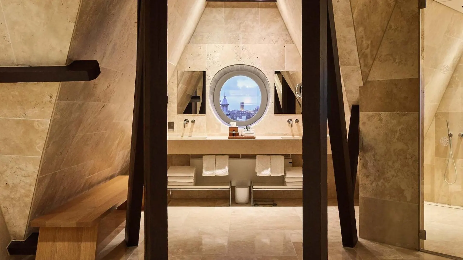 Conservatorium Hotel Amsterdam 5*,