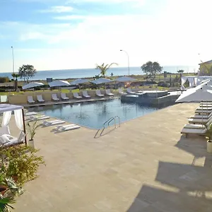 E-hotel Larnaca & Ξενοδοχείο Περβόλια