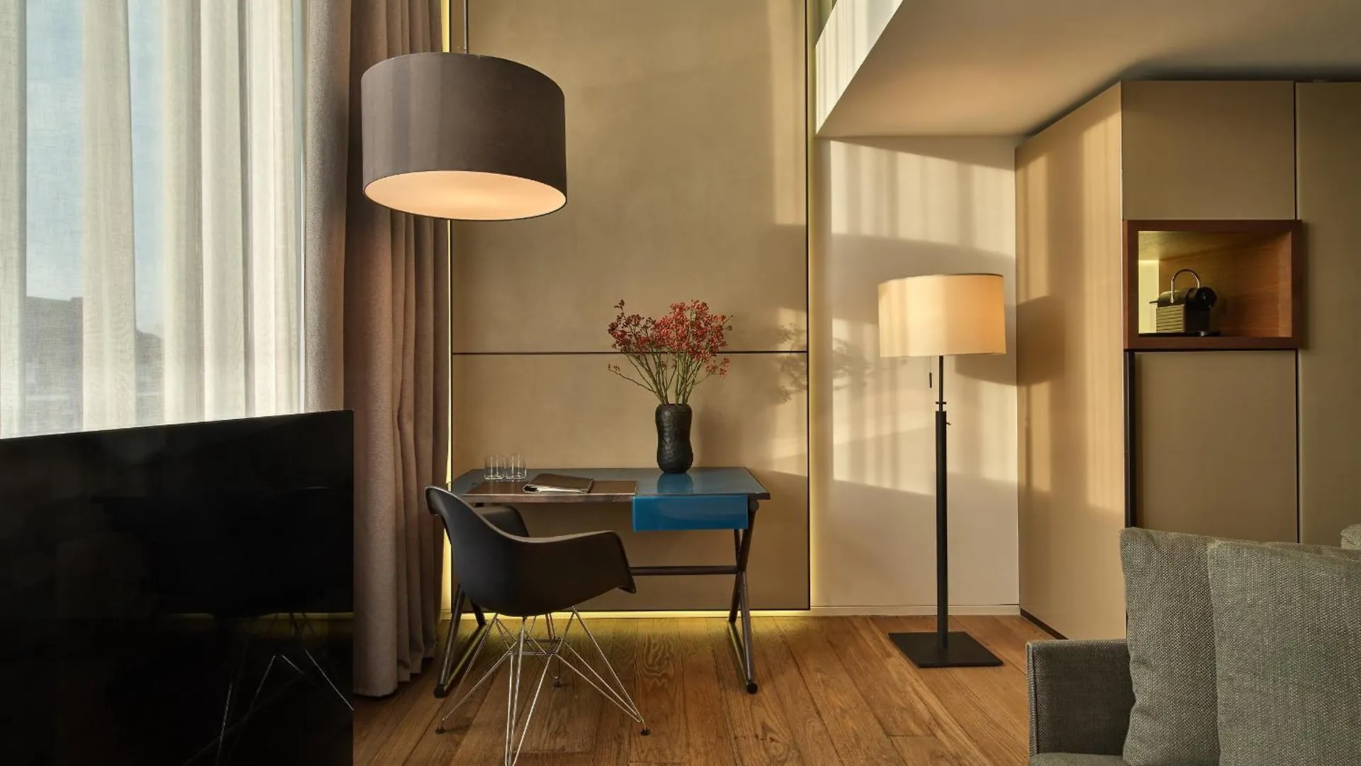 Conservatorium Hotel Amsterdam 5*,